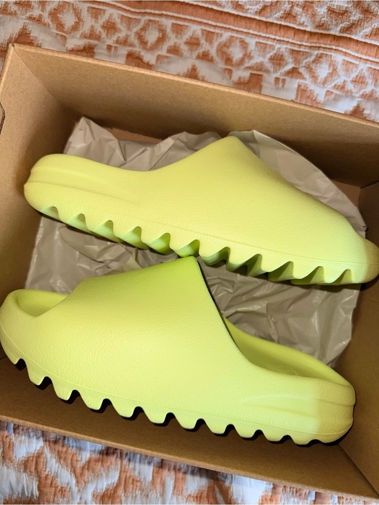 Adidas Yeezy Slides Green Glow men’s 9 main image 5